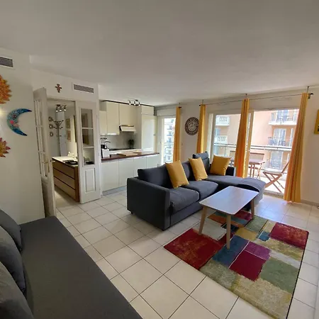 Apartment Magnan 2p-piscine, Clim, Parking Nice