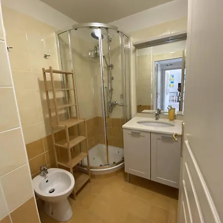 Magnan 2p-piscine, Clim, Parking