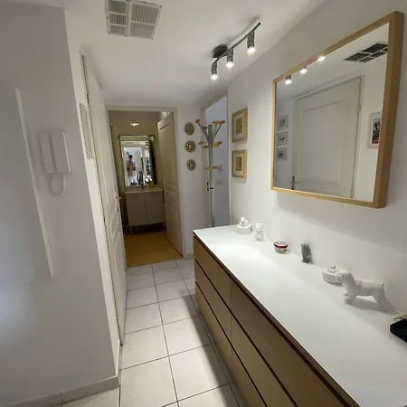 Appartement Magnan 2p-piscine, Clim, Parking *